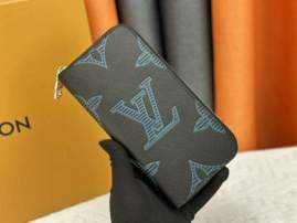 Picture of Louis Vuitton Wallets _SKUfw202429764fw